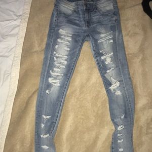 American Eagle super stretched ripped jeans